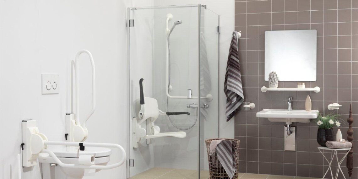 Descubre nuestros imprescindibles para el baño de personas con discapacidad
