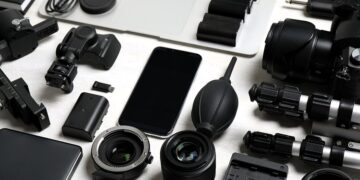 Los accesorios esenciales para complementar tu cámara de fotografía