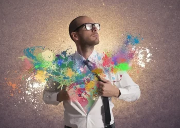 Potencia tu negocio de arte con servicios digitales esenciales