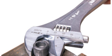 Llave inglesa vs llave ajustable: ¿Cuál es la mejor opción para ti?