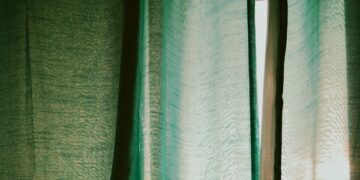 Ahorra energía con cortinas de aislamiento térmico para tu hogar