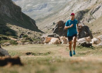 Descubre los materiales más duraderos para tu equipo de senderismo