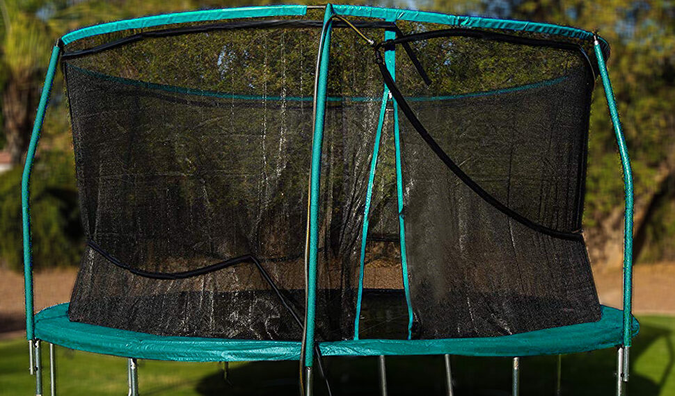 Juguetes al aire libre: seguros y divertidos Juguetes al aire libre: seguros y divertidos