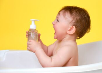 ¡Encuentra los productos ideales para el baño de bebés y niños!