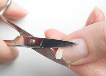 El mejor removedor de esmalte sin acetona: uñas impecables El mejor removedor de esmalte sin acetona: uñas impecables